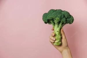 nutritional difference between broccoli and cauliflower