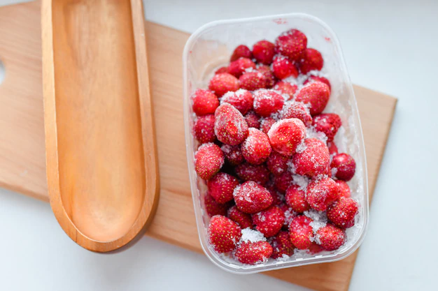 do frozen berries have the same nutritional value